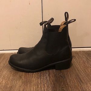 Heeled Black Blundstone Boots